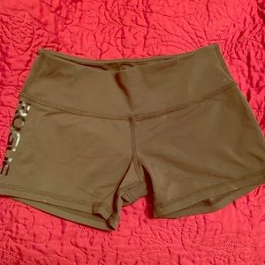 Rogue booty shorts camo green size small